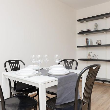 Old Town Spacious Apartment Bonifraterska By Renters Warschau Exterior foto